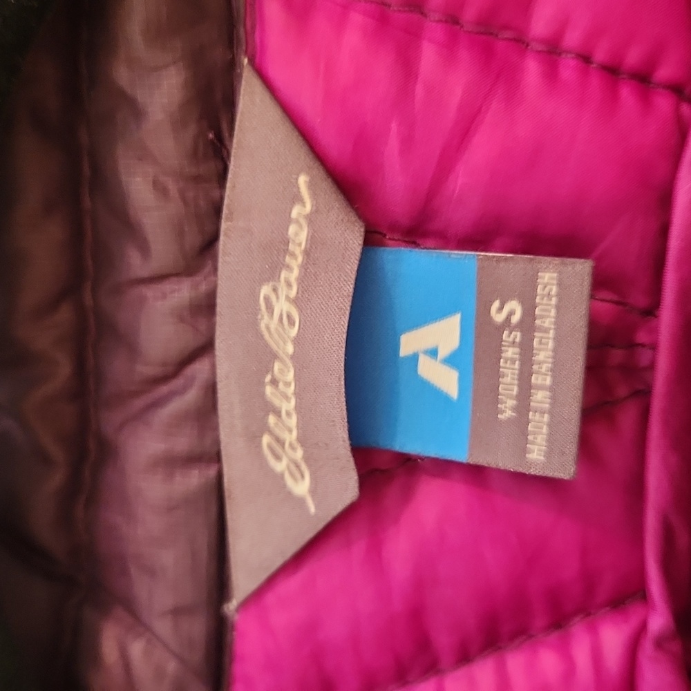 Eddie Bauer first Ascent down jacket size small - Picture 6 of 7